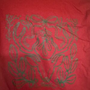 Gildan Red Heavy Cotton T-Shirt with Tag Detail